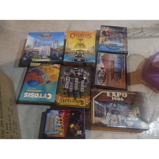 Board game ไรสักอย่างมือหนึ่ง มัดๆไว้ ส่งฟรี