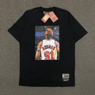 เสื้อยืด แขนสั้น พิมพ์ลาย Mitchell &amp; NESS RODMAN สีดํา ของแท้