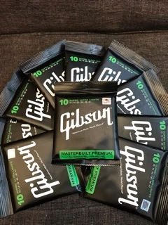 ขายเหมา 10 ชุด!! สายกีต้าร์โปร่ง , สายกีต้าร์ไฟฟ้า gibson (กิฟสัน) ยกกล่อง 10ชุด 320บาท