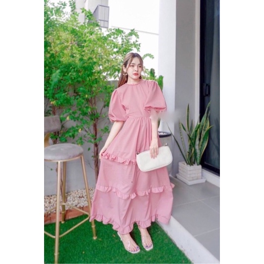 เดรสยาวฟูฟอง ใส่เที่ยว