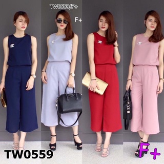 👗Pfashion [ส่งไว!!🚛] P0559 Set 2 ชิ้น เสื้อแขนกุดคอกลม และกางเกงขา6ส่วน