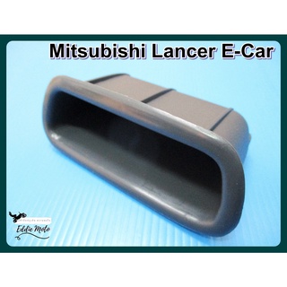 MITSUBISHI LANCER E-CAR DOOR PULLING SOCKET LH&amp;RH SET"GREY" (1 PC.) / เบ้าดึงประตูอันใน สีเทา 1 อัน ใช้ได้ทั้งซ้ายและขวา