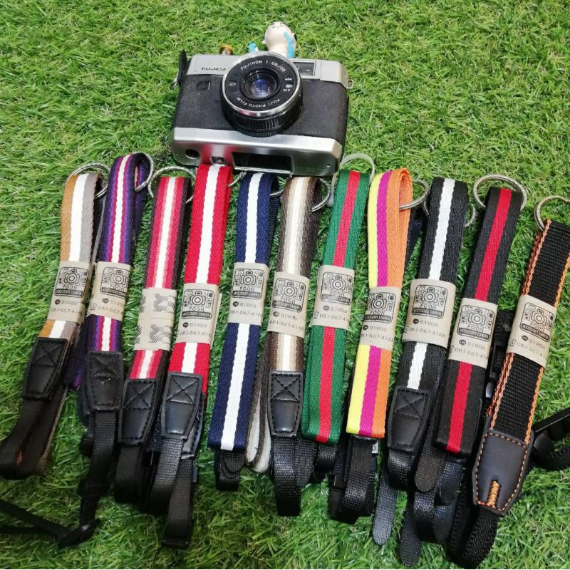 สายคล้องกล้องรุ่นslimผ้านิ่มสายแบนไม่บาดคอ Camera strap