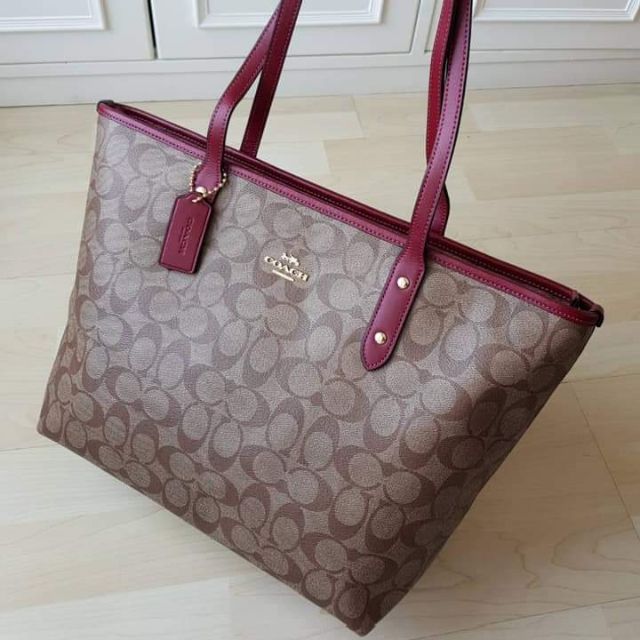 Coach​ zip​ Tote​ F58292
