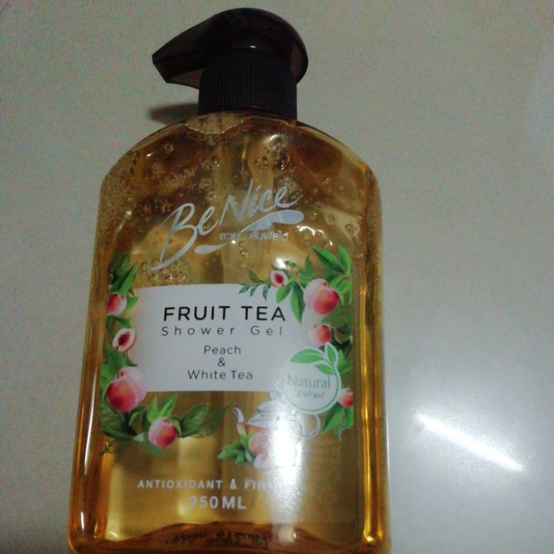 บีไนซ์​ เจลอาบน้ำ พีช&ไวท์​ ที 250มล. Benice fruit tea Shower