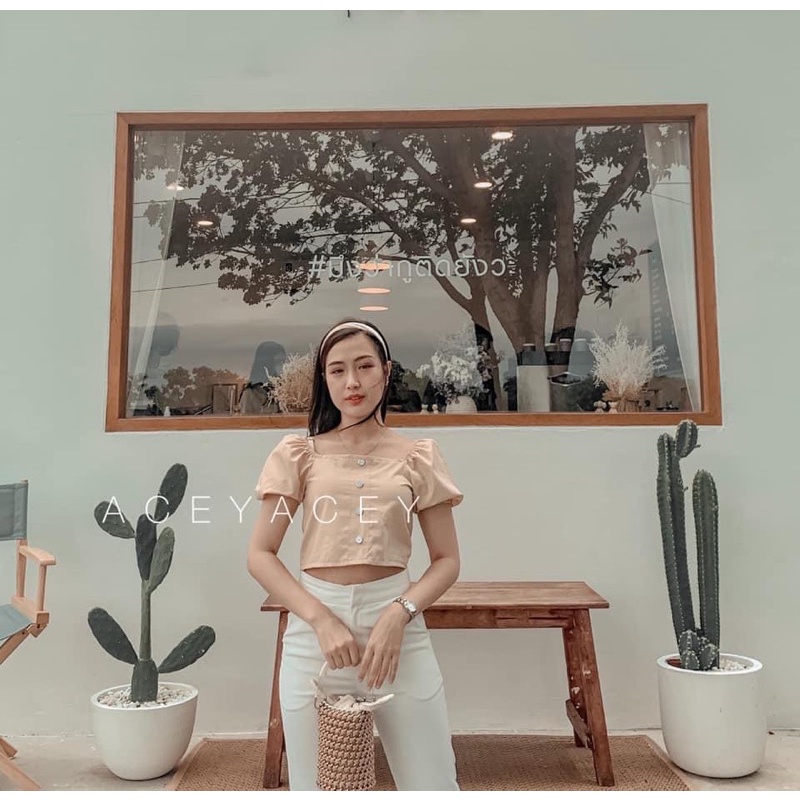 ACEY brand - crop top ผ้าลินิน สม็อคหลัง