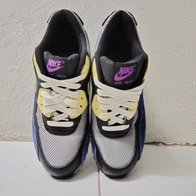 รองเท้าผ้าใบมือสอ133x11บาทงานเซล