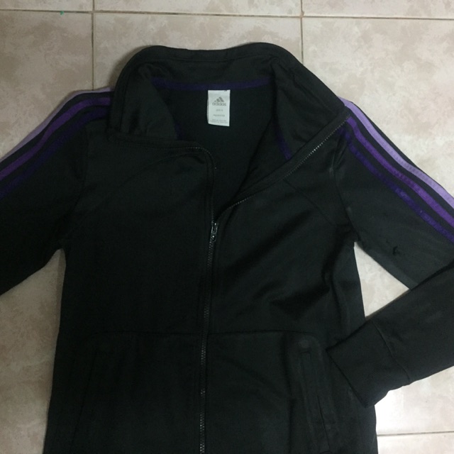 เสื้อadidas