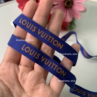 แท้💯 ริบบิ้น Louis Vuitton สีฟ้า อักษรทอง ยาว 50ซม.