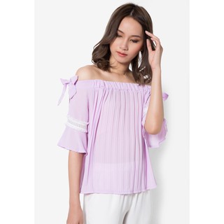 เสื้อเบลาส์ Pleated Off Shoulder