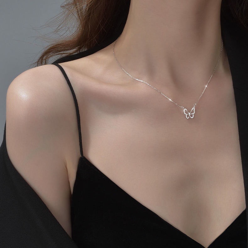 สร้อยคอโชคเกอร์ เงินแท้ 925 จี้รูปผีเสื้อ ประดับเพทาย แวววาว เครื่องประดับแฟชั่น สําหรับผู้หญิง
