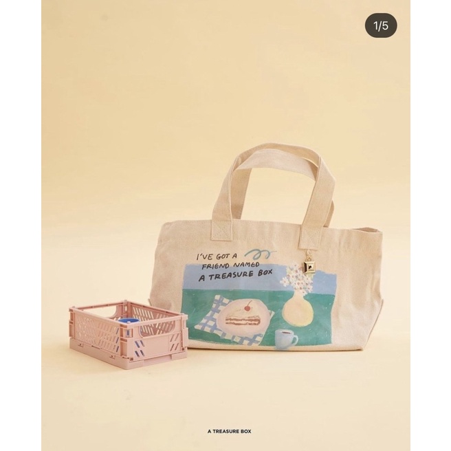 Atreasurebox Home Collection | Picnic Tote Bag