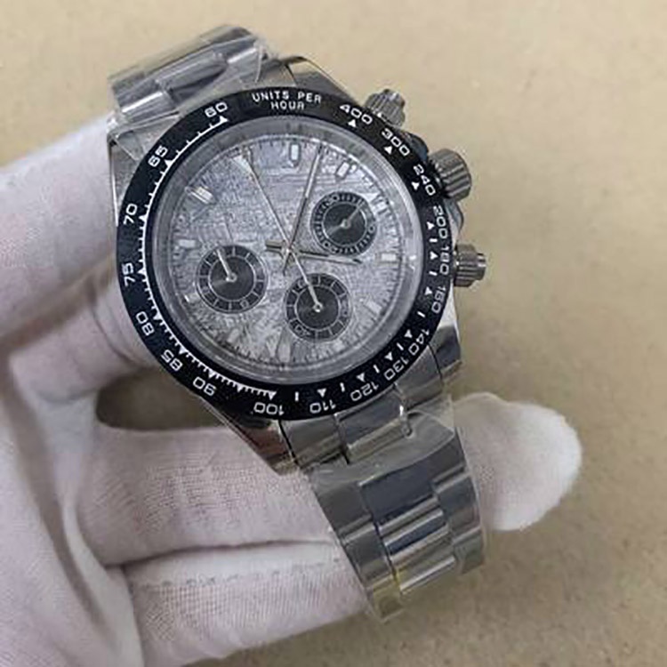 ควอตซ์เคลื่อนไหวนาฬิกา 40mm สแตนเลสกรณีแซฟไฟร์แบนกระจกกับการเคลื่อนไหว VK63