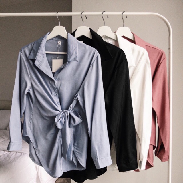 พร้อมส่ง everyday ribbon shirt 390 บาทรวมส่ง