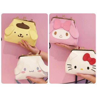 กระเป๋า Sanrio  ทรง Crossbody แบบถอดสายได้และใช้แบบคล้องมือได้