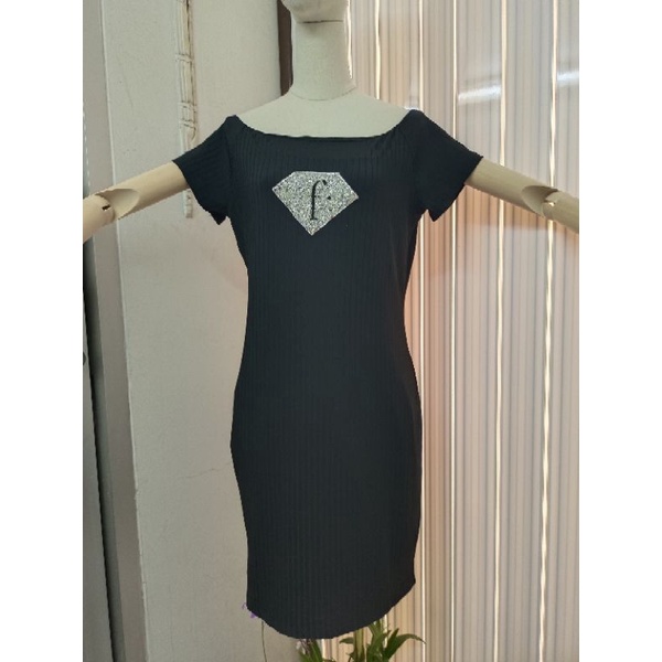 เดรส f.fashion paris สีดำตัดเพชรปักลายเก๋ๆ ไซส์ L / 8US/ 40EUR by ESP มือสองสภาพดี