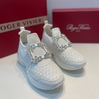 รองเท้าผ้าใบ Roger viver sneaker 👟