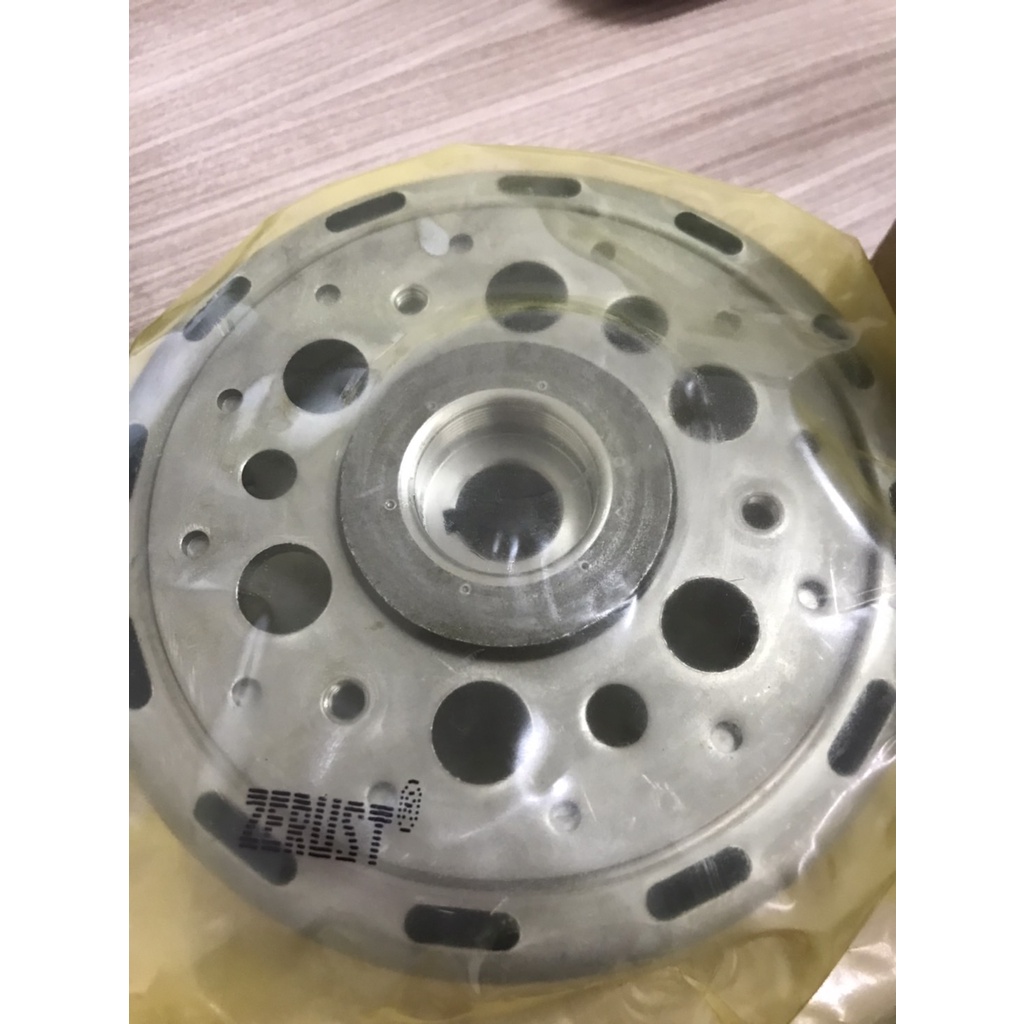 ล้อแม่เหล็กสำหรับร่นWW150J TH ,Click150-I(รหัสสินค้า31210-K97-T01)อะไหล่ฮอนด้าแท้เบิกจากศูนย์100%