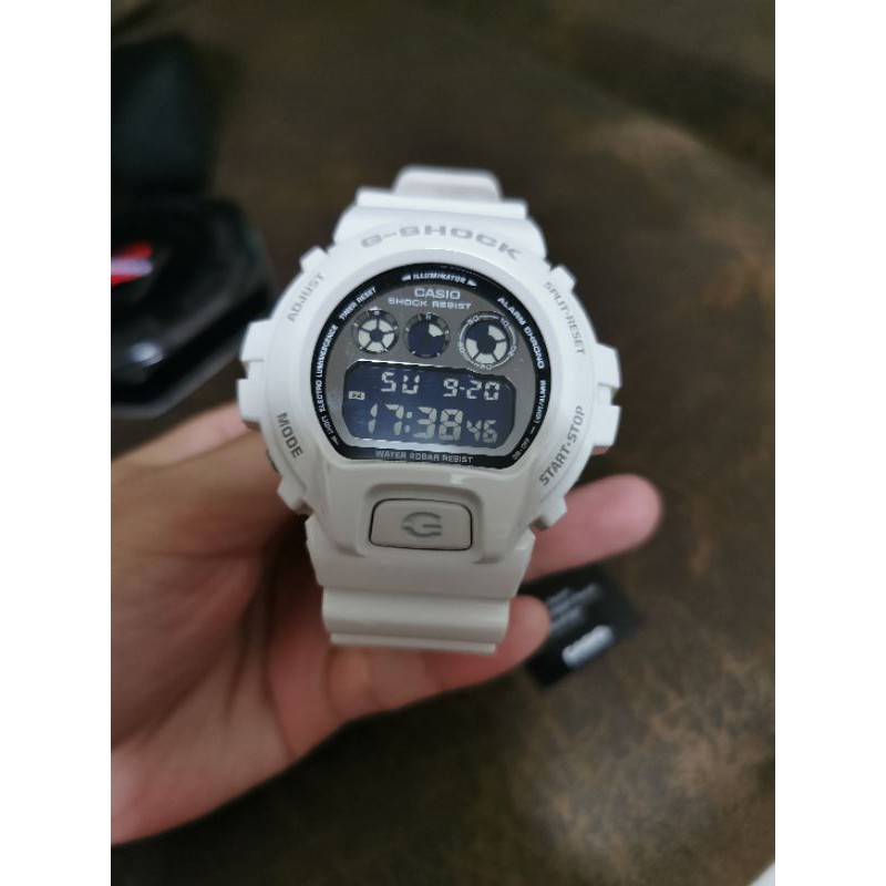 ของแท้ 100% Casio G-Shock DW-6900NB (มือสอง)​