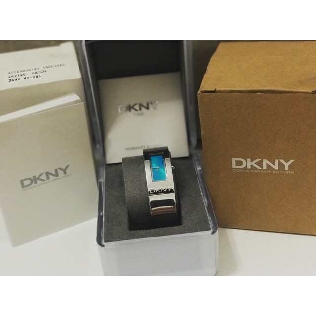 DKNY lady Watch ของแท้ 100 % - สภาพสวย พร้อมกล่องครบเซท