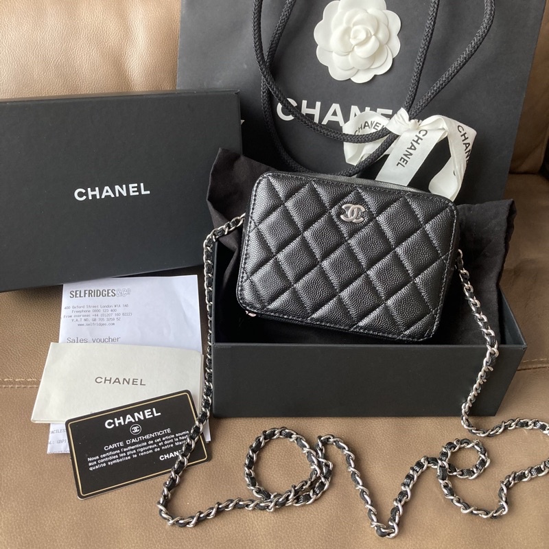 New! Chanel Classic Caviar Mini Camera Bag SHW Holo31