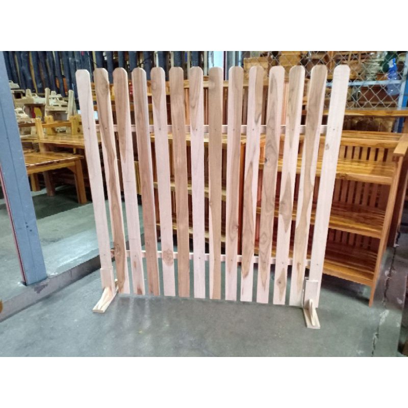 รั้วสนาม,รั้วไม้สัก 100×100,100×80พร้อมขาตั้ง (1 ชิ้น/1 คำสั่งซื้อ)