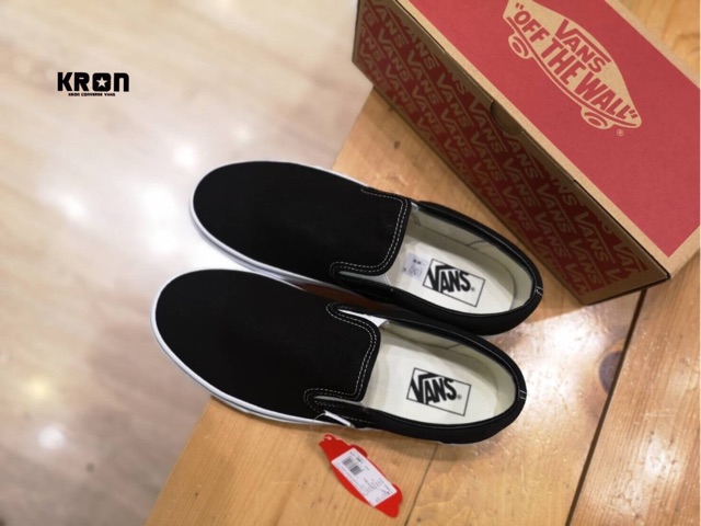 ลิขสิทธิ์แท้ 100%  VANS SLIP-ON BLACK-WHITE