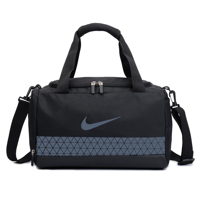 【พร้อมส่ง】nike  การฝึกอบรมแฟชั่นใหม่ฟิตเนสกระเป๋าถุงไหล่กระเป๋ากีฬา