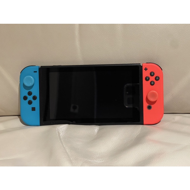 Nintendo Switch กล่องแดง มือสอง อุปกรณ์ครบ