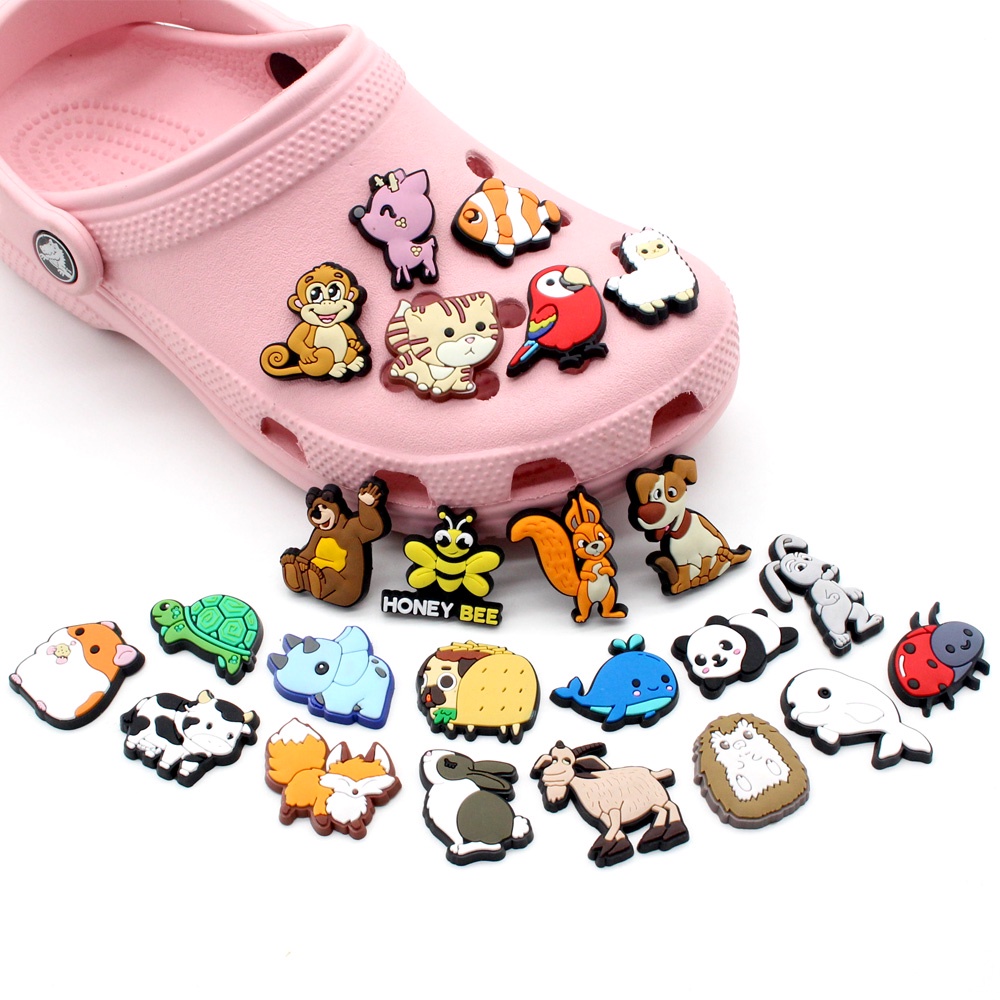 รองเท้าแตะ Crocs Pin Jibbitz ลายการ์ตูนสัตว์น่ารัก ถอดได้ ของขวัญสําหรับเด็ก