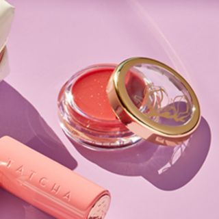 - พร้อมส่ง - Tatcha Magnolia Bloom : Camelia Lip Balm ขนาด 6 g.