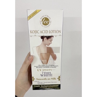 Lee Kojic Acid Lotion โลชั่นโคจิและหัวน้ำหอม ขนาด 500 มล บำรุงผิวให้ขาวเนียน กลิ่นหอมติดกาย