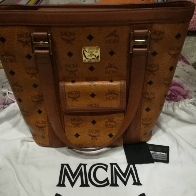 กระเป๋าสะพาย MCM ของแท้ 💯% มือ 2