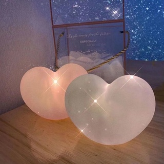 ราคาโคมไฟตั้งโต๊ะ รูปร่างหัวใจ 3D สำรหับตกแต่งห้องนอน