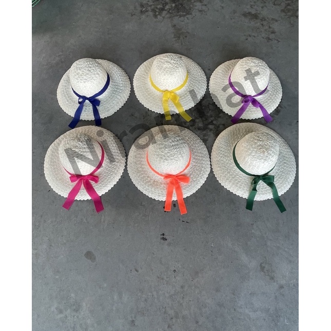 หมวกแหม่ม ใบลานสานสีขาวครีม ขนาดปีกหมวก 4 นิ้ว By Niran.hat
