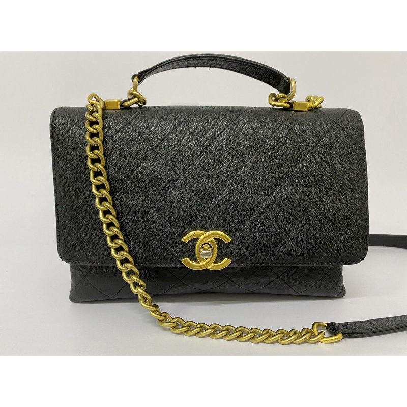 กระเป๋ามือสอง Chanel  หนังแท้ สีดำ อะไหล่ทอง ขนาด 9 นิ้ว พร้อมส่ง
