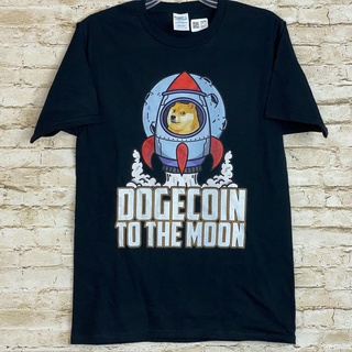 พร้อมส่ง เสื้อยืดแขนสั้น คอกลม ผ้าฝ้าย 100% พิมพ์ลาย Dogecoin To The Moon หลากสี แฟชั่นฤดูร้อน สําหรับผู้ชายS-5XL