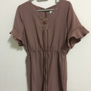 Browny dress จั้มสูทขาสั้น เอาจั้ม