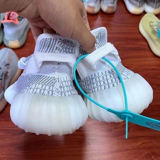 350v2yeezy ไอศกรีมมะพร้าวรองเท้าผ้าใบคู่ addas