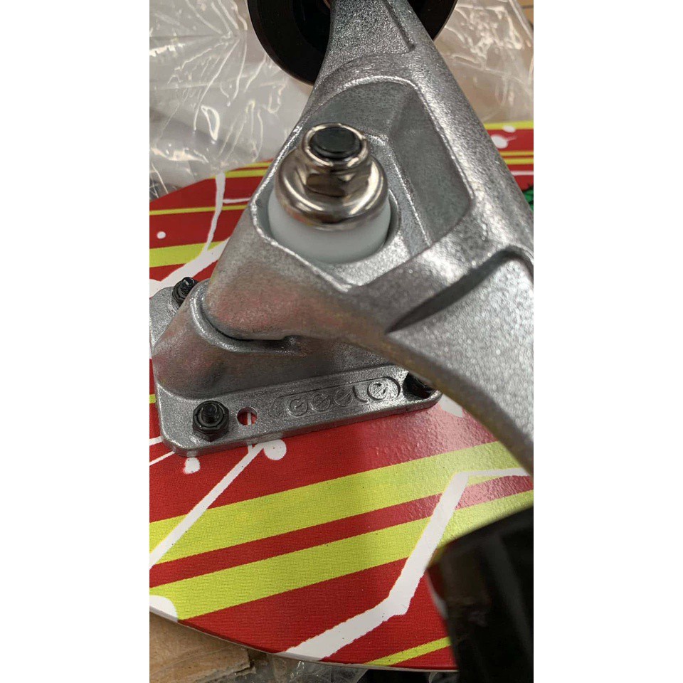 CX4 Geele Surfskate Skateboard สเก็ตบอร์ด เซิร์ฟสเก็ต จีลี skateboard สกู๊ตเตอร์ไฟฟ้า สินค้าใหม่ แบรนด์แท้ 100% พร้อมส่ง - รูปที่ 4