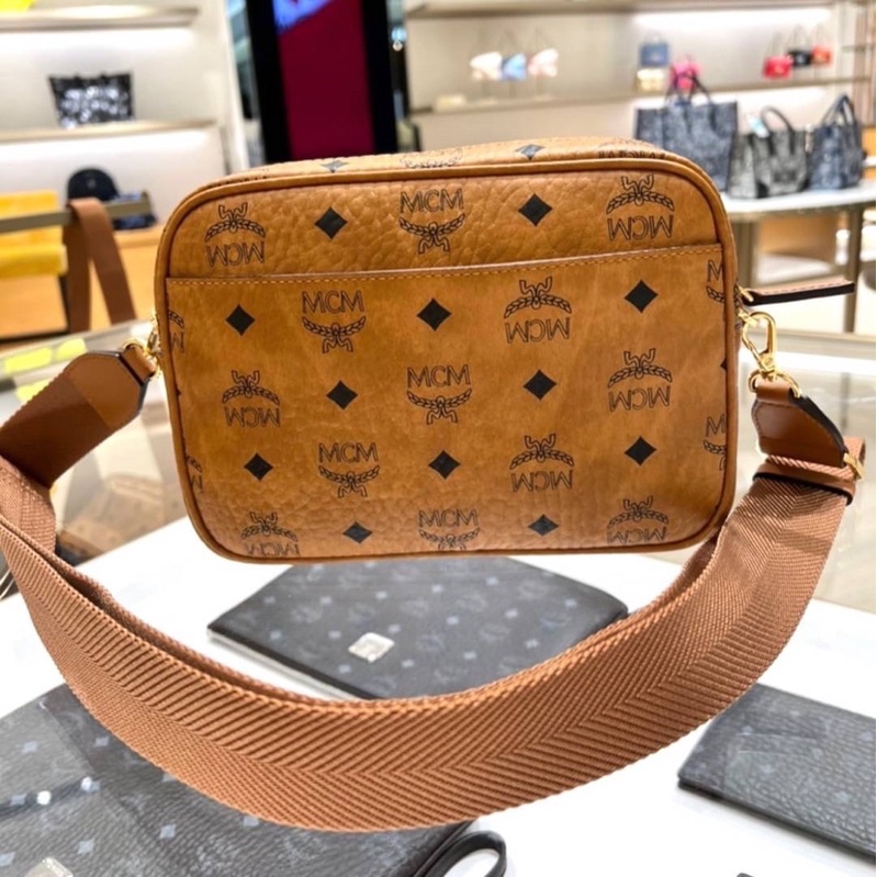 MCM กระเป๋าสะพายข้าง