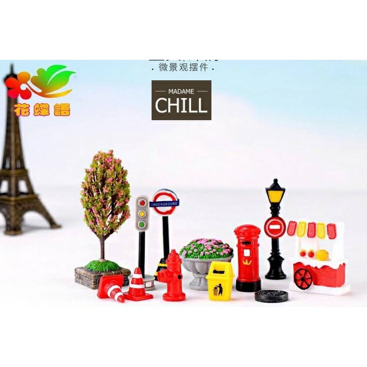 [MC160] ตุ๊กตุ่นจิ๋ว ของตกแต่ง - ถนน ร้าน ฝาท่อกทม. ดับเพลิง ถังขยะ กรวยจราจร หญ้าพุ่ม (1 ชิ้น ราคา 5, 10, 15, 25 บาท)