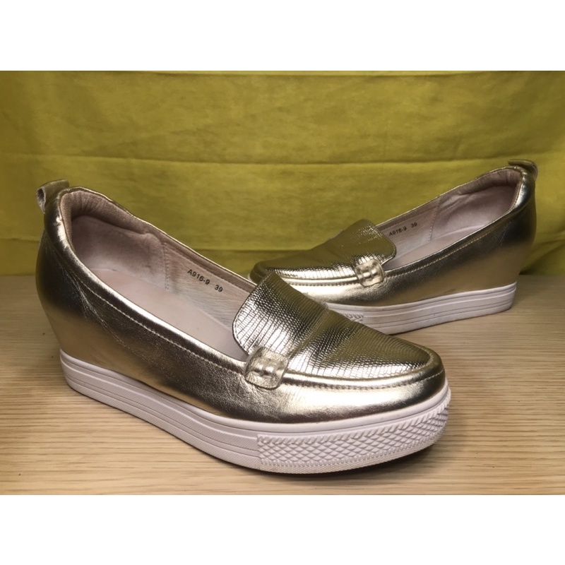 Pazzion Shoes รองเท้าส้นเตารีด สีทอง ไซส์ 39