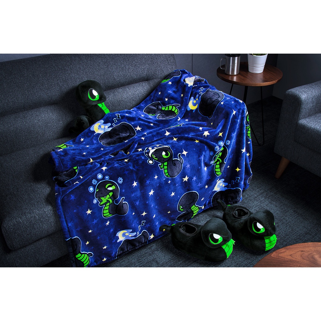Razer Sneki Snek Fleece Blanket [ผ้าห่มสเน็คกี้สเน็ค] Shopee Thailand