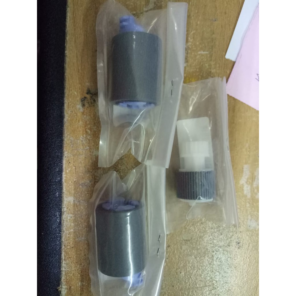 Pick up roller cp4525 cp4025 cp3525 4525 4025 3525 m551 ชุด