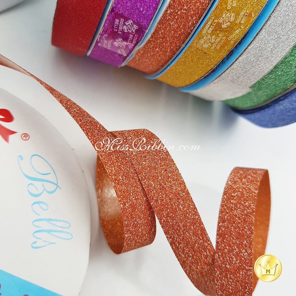 ริบบิ้นพับเหรียญ ริบบิ้นกากเพชร ตราระฆัง เลือกสีได้ ยาว 25หลา - รูปที่ 3