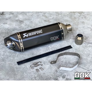 ปลายท่อ Akrapovic 18 นิ้ว เลสสีดำ ปากคาร์บอนเคฟล่าแท้ ปากเฉียง โลโก้เลเซอร์