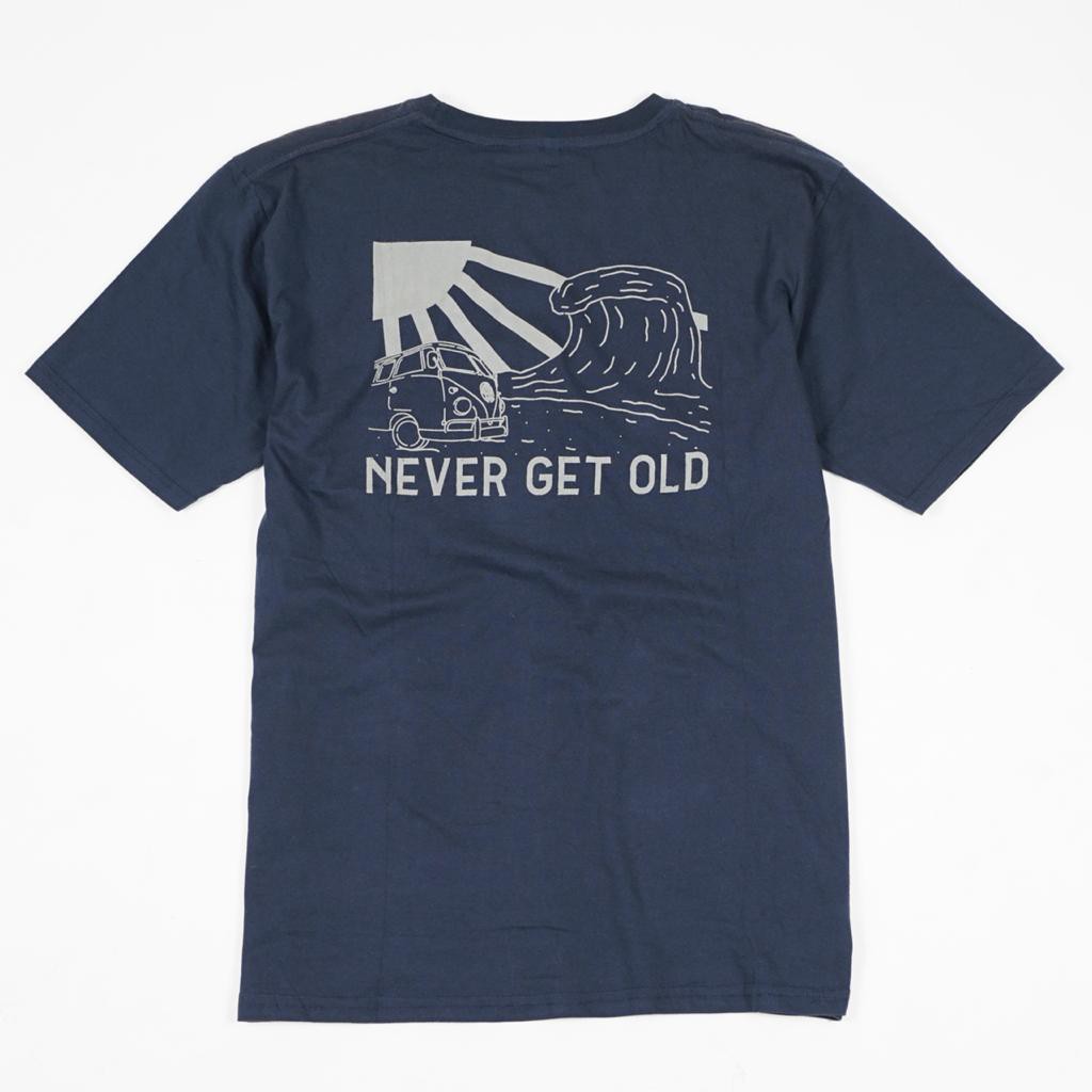 เสื้อยืด Dailyoutfits Never Get Old Navy
