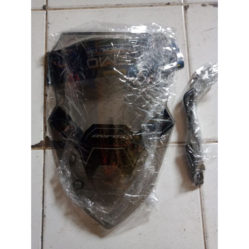 กระบังหน้า Aerox Riden พร้อมตัวยึด