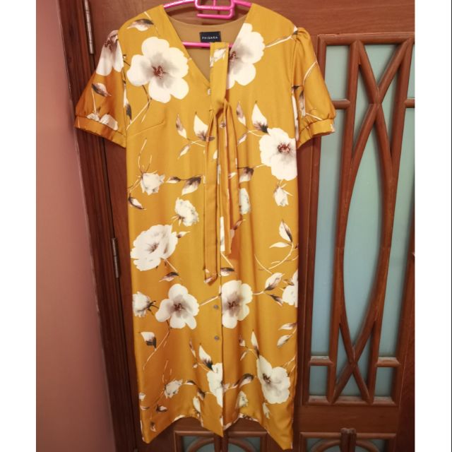 DRESS MABLE เดรสวินเทจลายดอกไม้​ สี​ mustard มือสอง​ สภาพดี​มาก ใส่ครั้งเดียว